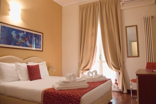 Loger Confort Residence & Apartments Торино Екстериор снимка